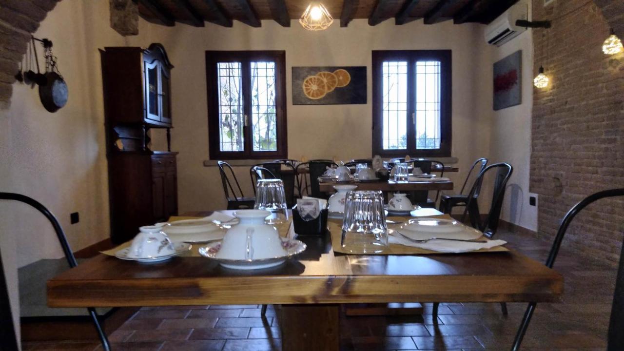 Antico Casale Caroli Hotel Gattatico Buitenkant foto