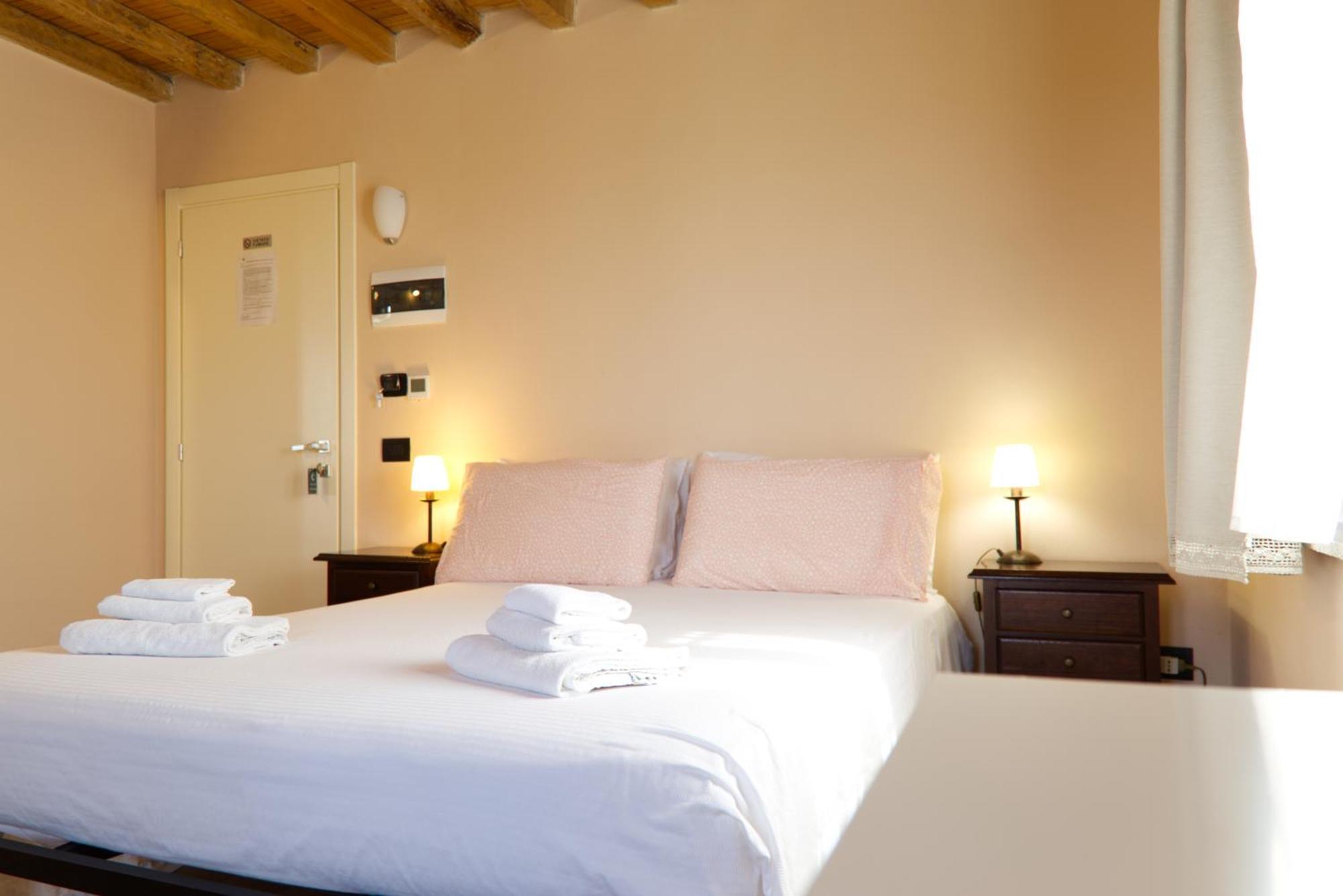 Antico Casale Caroli Hotel Gattatico Kamer foto